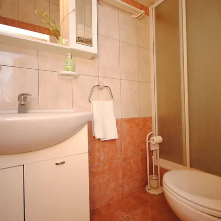 Perkovic Ana Kaštela