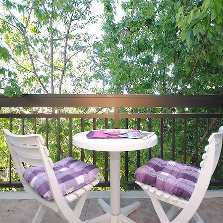 Ξενοδοχείο Perkovic Ana 3*