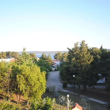 Perkovic Ana * Kastela