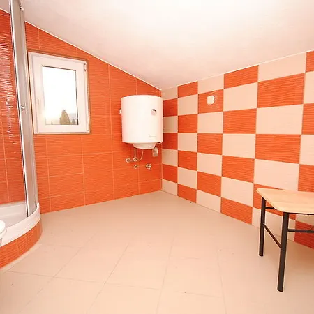 Perkovic Ana Apartment *