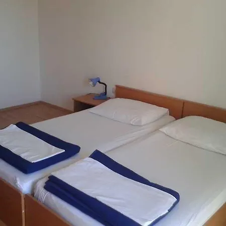 Hotel Perkovic Ana 3*