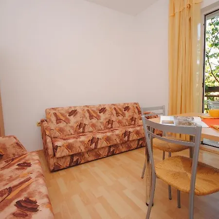 Perkovic Ana 호텔 3*