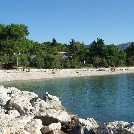 Perkovic Ana 3* Kastela
