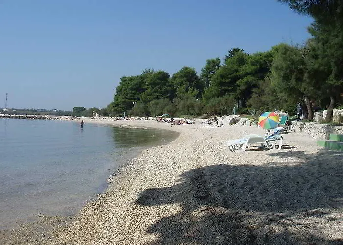 Perkovic Ana 3* Kaštela