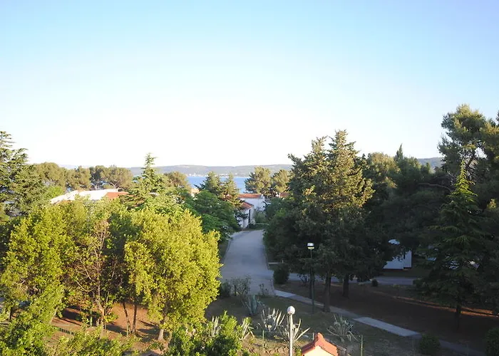 Perkovic Ana 3* Kaštela