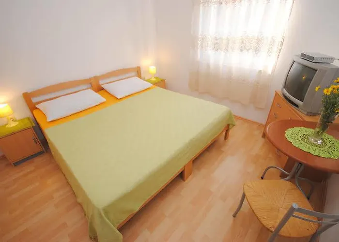 Hotel Perkovic Ana 3*